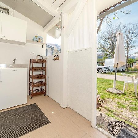 Camp Mali Bungalow 巴斯卡 外观 照片