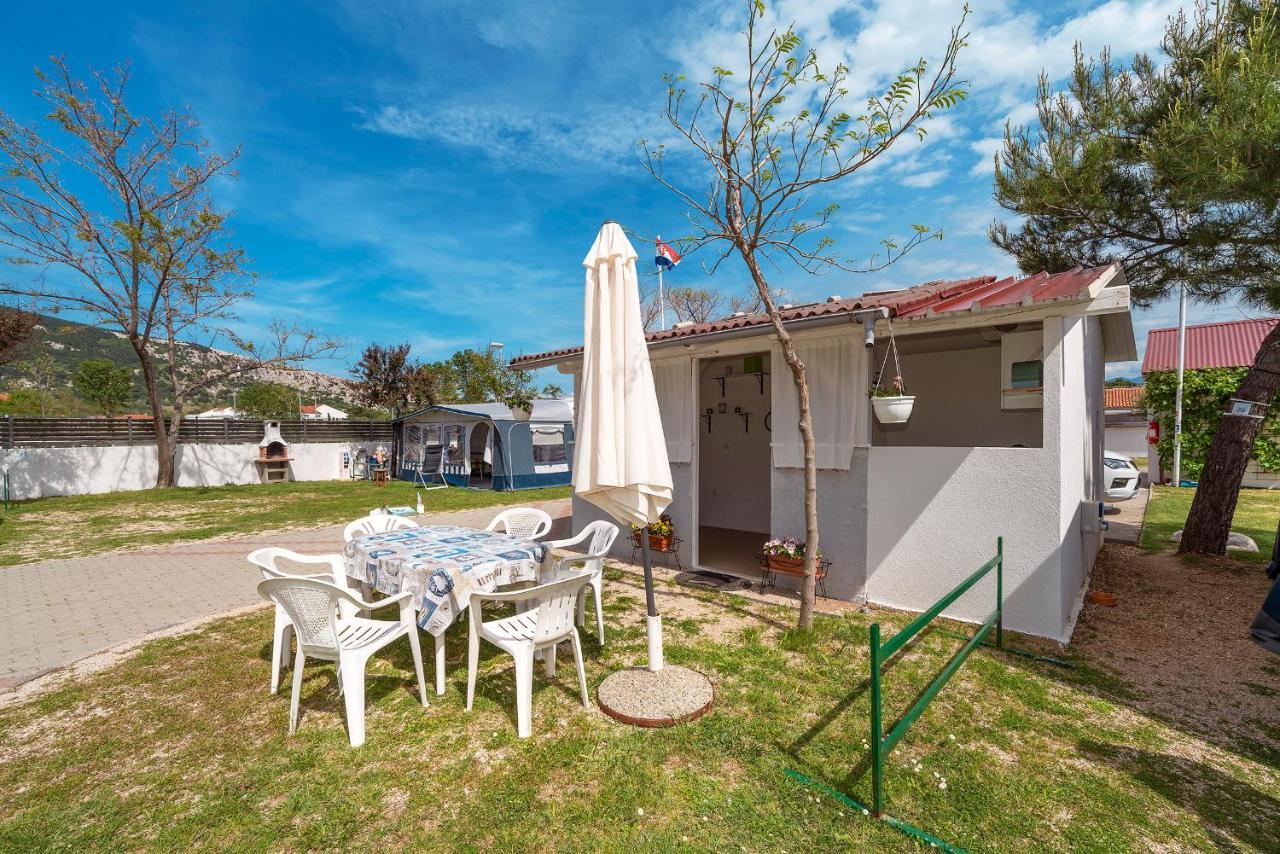 Camp Mali Bungalow 巴斯卡 外观 照片